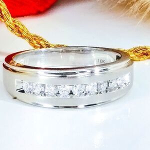 Men's 1/2 CT 10KT White Gold Diamond Ring